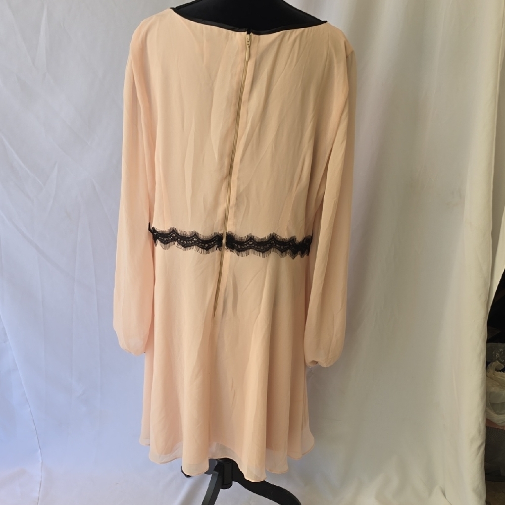 Asos Curve women plus size 20 dress pink long sleeve knee length, lined - Picture 6 of 6